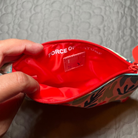 New IPSY Cosmetic/Makeup Bag - Picture 4 of 4